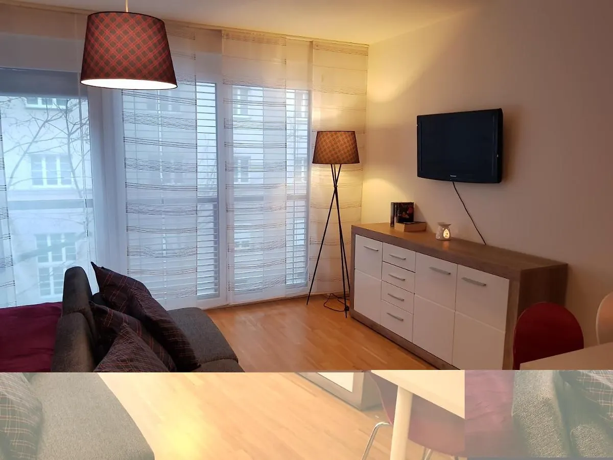 Bullsliving Kaisermuehlen Apartment Erni Next To Uno City Viena 0*,  Austria