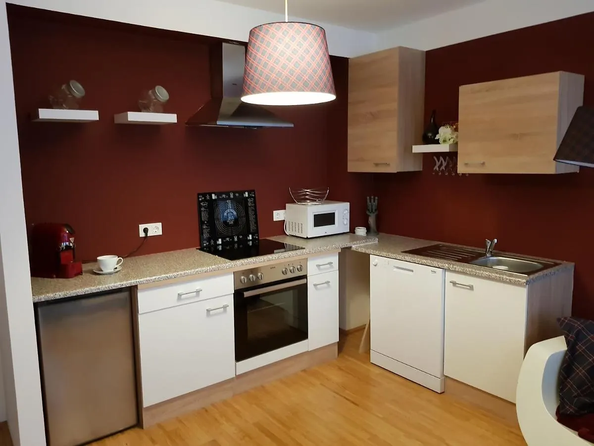 Bullsliving Kaisermuehlen Apartment Erni Next To Uno City Viena