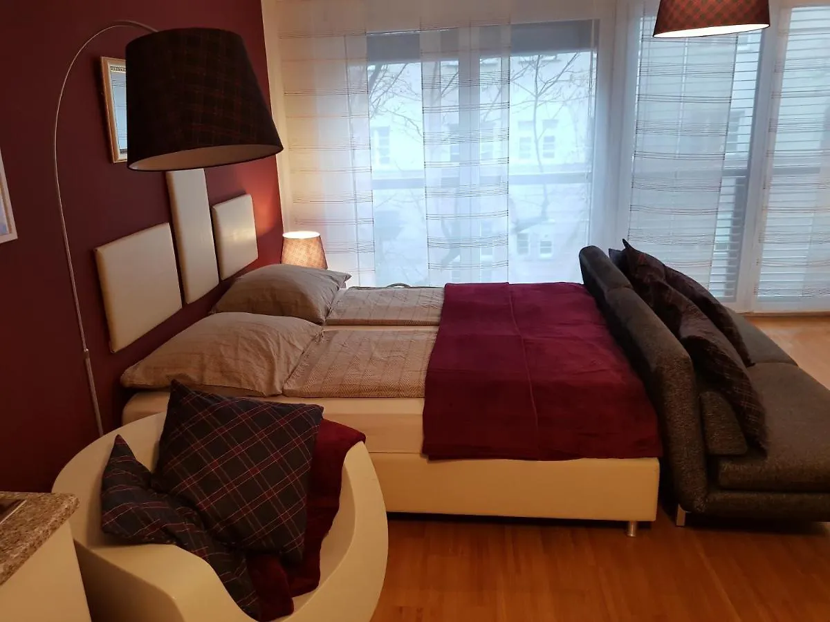 Bullsliving Kaisermuehlen Apartment Erni Next To Uno City Viena
